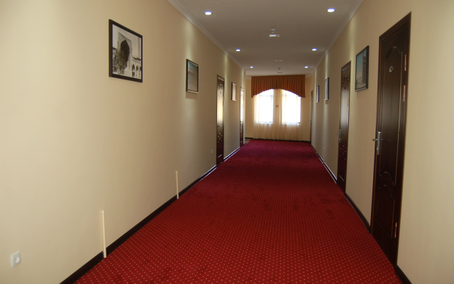 Hotel Diyora Classik