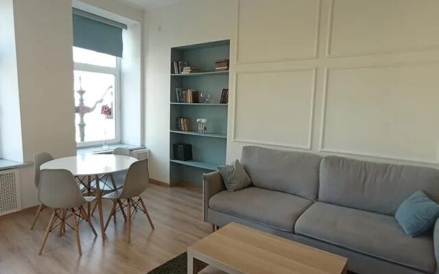 Квартира с балконом, красивый вид , рядом Эрмитаж, парковка