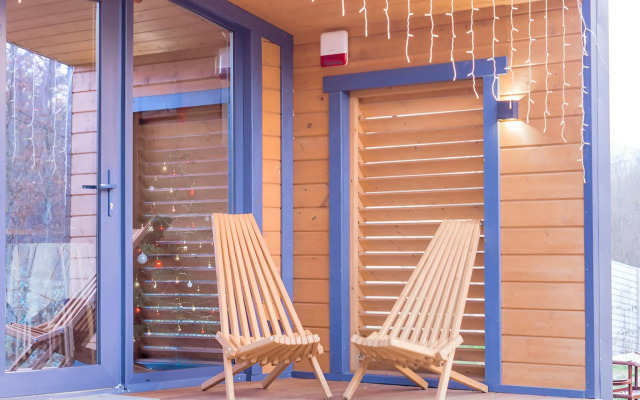 Частный дом Загородный комплекс на берегу реки с баней