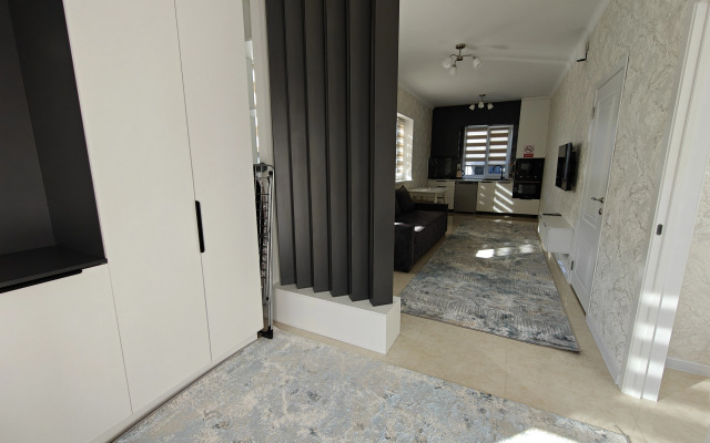 V Gostevom Domike Ot Best House Almaty Apartment