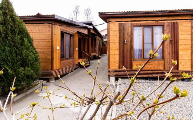 V Khutore Krasny Pakhar 4 Private House