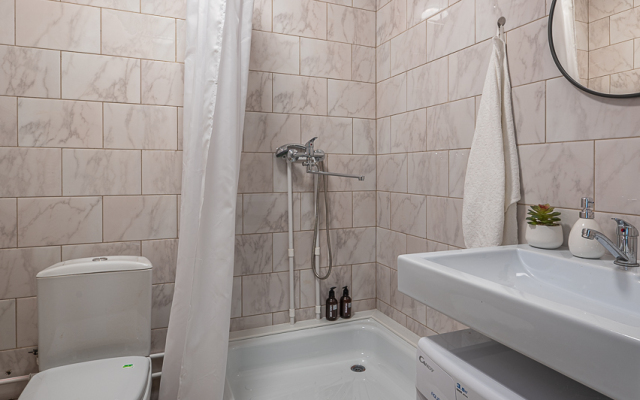 Kvartira-Studiya Na 6 Etazhe Flat