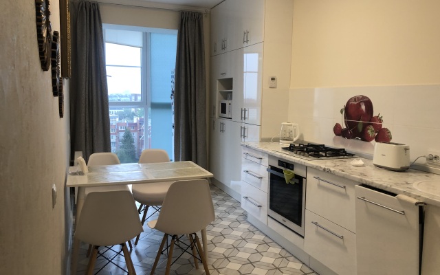 Апартаменты Современная Квартира Рядом с Верхним Озером