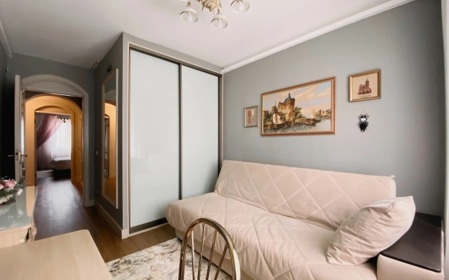 Квартира на улице Алябьева 1А