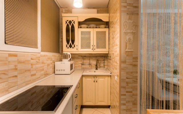 Yevro 3kh Komnatnye Apartamenty S Vidom Na Park Galitskogo Apartments