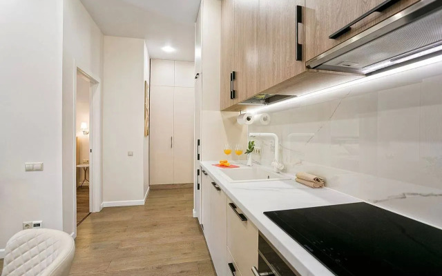 Na Ulitse Drazhinskogo 48 Flat