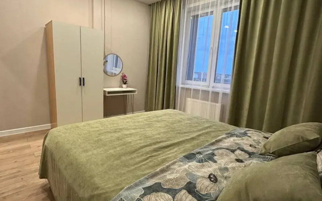 Premium 2-kom. s shikarnym vidom na ozero Flat