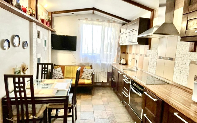 U Tikhogo Dona Malinovskogo Flat