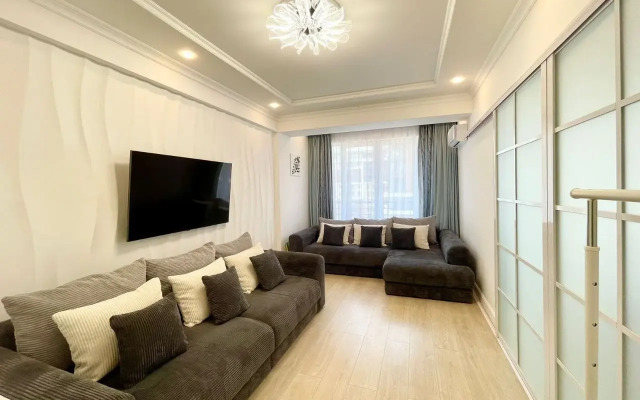 S Sovremennym Dizaynom Flat