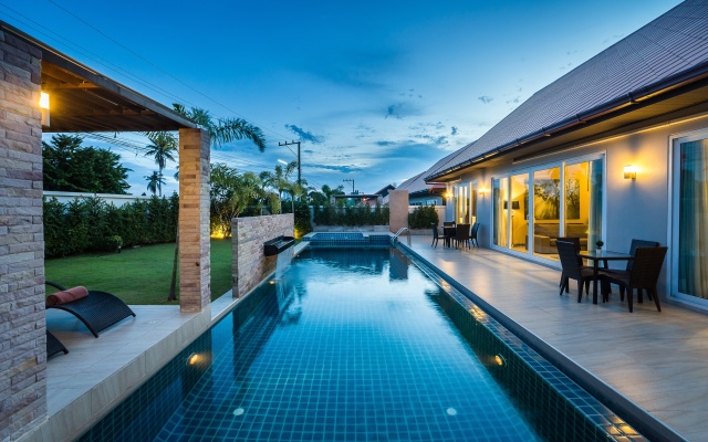 The Ville Jomtien Pool Villa