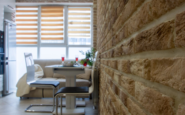 Stylish Apartments kravc Group v ZK "Parusa"