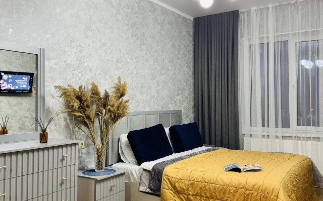Dvukhkomnatny Lyuks V Tsentre Flat