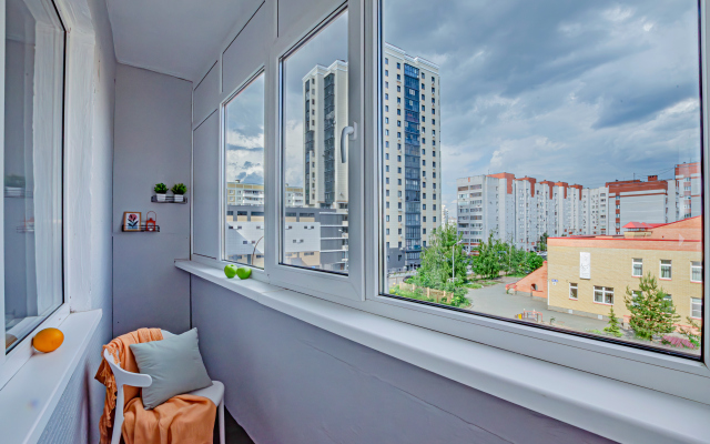 Yarkaya ryadom s Rivyeroy i Tatneft arenoy Flat