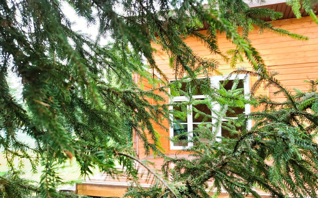 Chastnyij Dom s Verandoj i Saunoj Private House