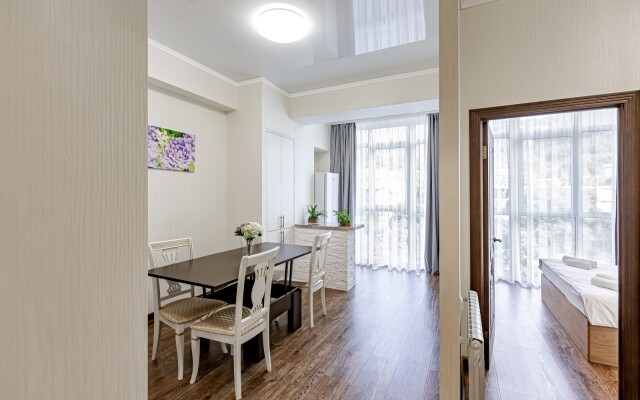 Апартаменты Гортензия Ирины Савельевой в парке с видом на горы