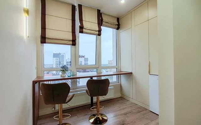 Flat s Panoramnym Vidom na Skver Geroyev Rossii
