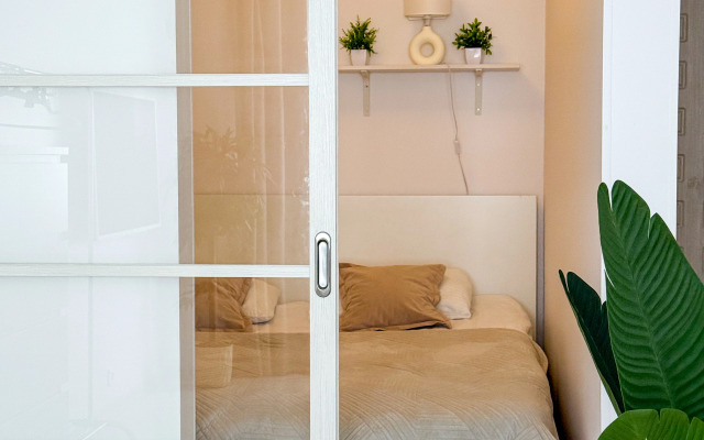 Апартаменты Просторная квартира Новомарьинская