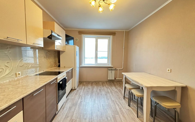 Amur Naberezhnaya Flat