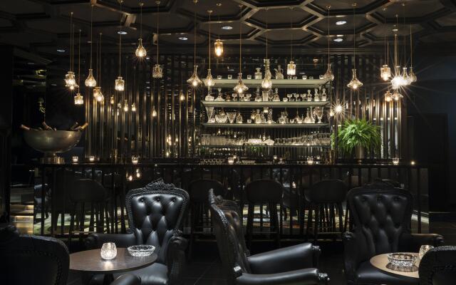 Mondrian Doha