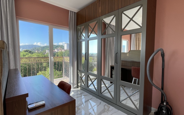 3-Komn. Zhk Korona Dizaynerskiy Remont Apartments