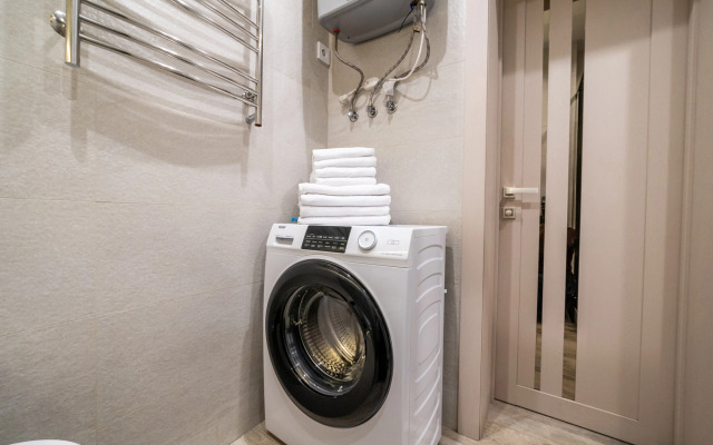 Moreon Prostornye Ryadom S Bukhtoy Zolotoy Rog Apartments