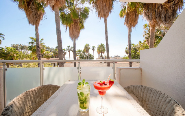 Tropic Beach Club