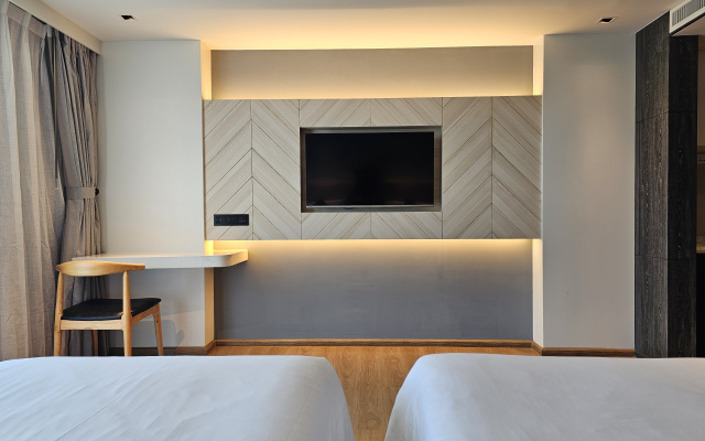 Квартира New Studio in 5* Hotel 500m to Rawai beach