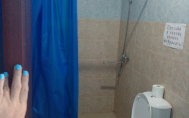 V Pitsunde U Ozera Naala Guest house