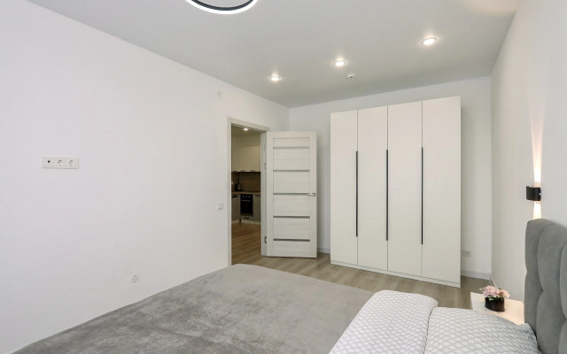 Odnokomnatnaya 50 M²  9/24 Etazh Flat