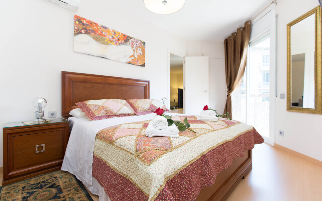 Апартаменты Golden Central Muntaner Stay Barcelona