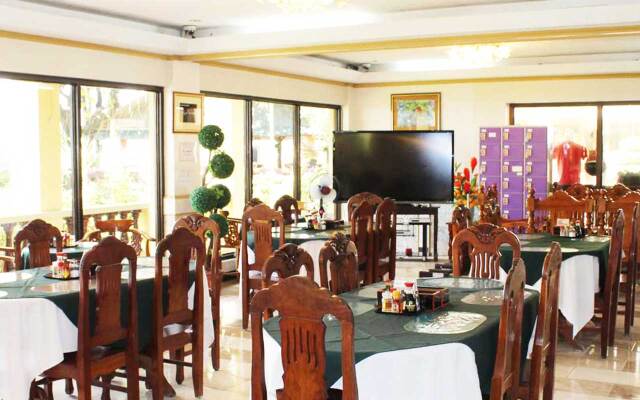 Suzuki Beach Hotel