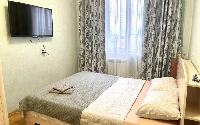 V tsentre na ulice Lenina Apartments