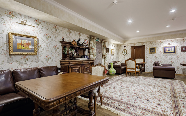 Bristol Hotel