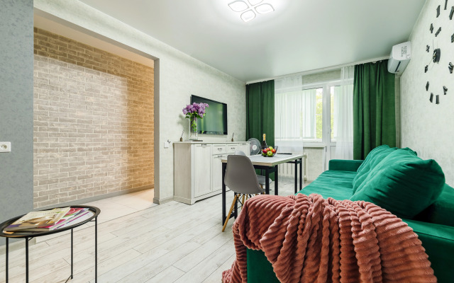 S Sovremennym Remontom Flat