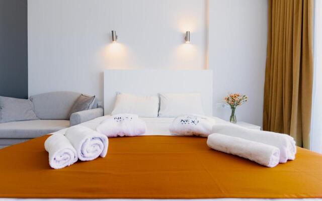 Next Orange Aparthotel Official