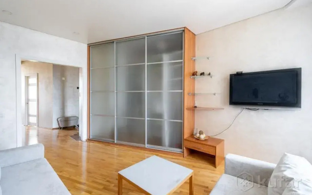 Apartments Bolshaya Shikarnaya Dvushka V Samom Tsentre Minska (gum)