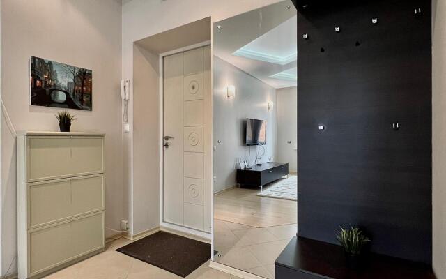 Apartamenty Uyutnaya Dvukhkomnatnaya Kvartira Ryadom S Tsumom