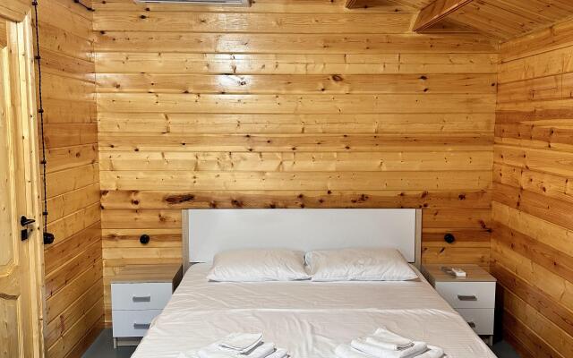 Aqua Resort Guest House