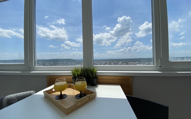1-room Euro with mountain view Apartments