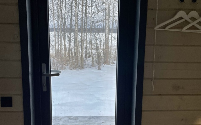 Гостевой Дом Дом для 4-х с Видом на Озеро