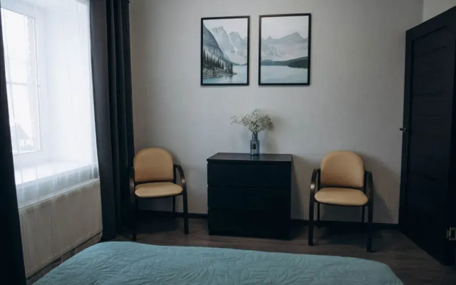 Bolshaya semeynaya v istoricheskom tsentre Sergieva Posada Flat