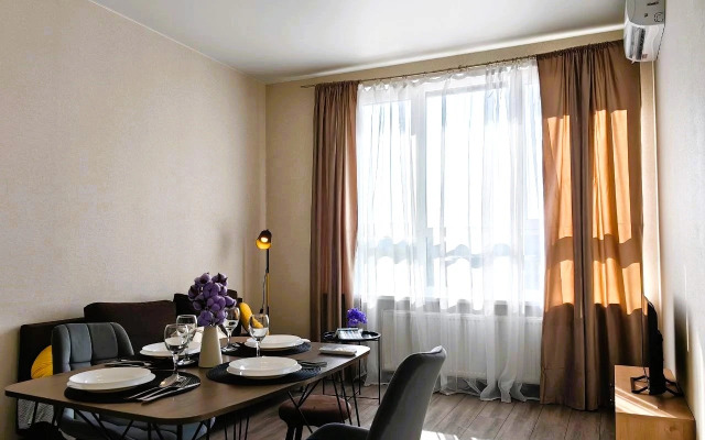 Kvartira Yevrotrekhkomnatnaya V Zhk Biznes Klassa Flat