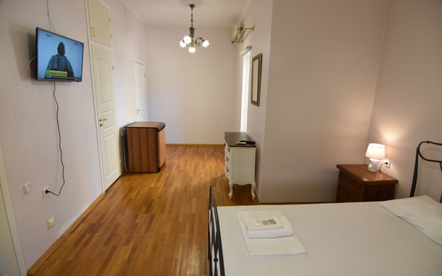 Elegria Guest House