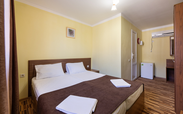 Viktoriya ONE Guest House