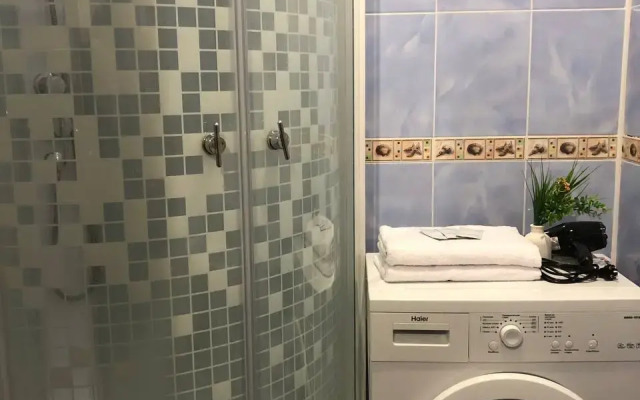Na Prospekte Traktorostroiteley 35 Flat