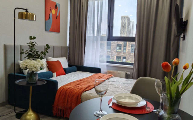 Квартира Яркая студия в 4 минутах от метро. Бесконтактное заселение