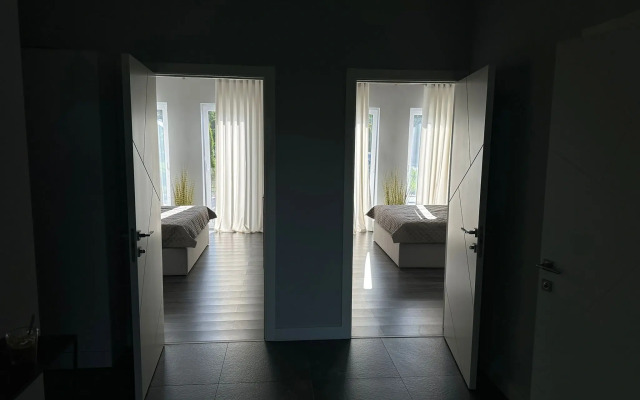 Частный дом Уютный домик с видом на лес