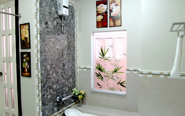 Venezia Suites Hotel