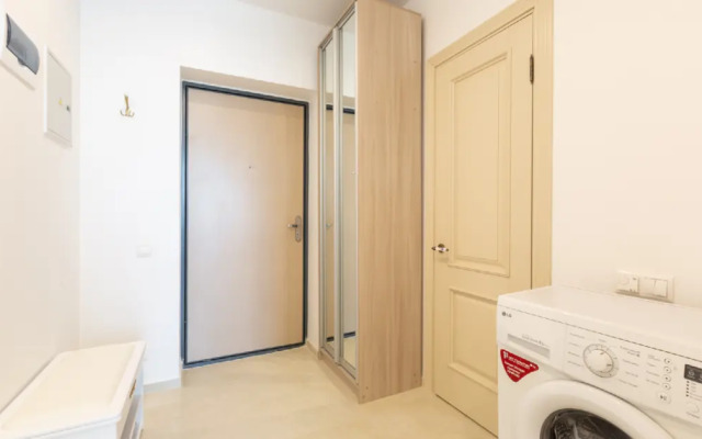 64 V Zhk Otrada Apartments