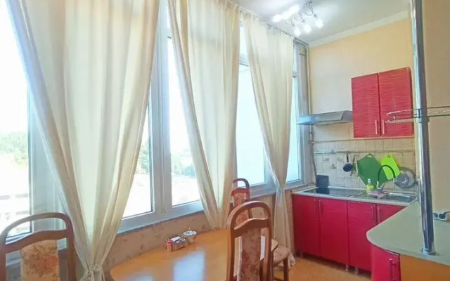 Na Pervomayskoy Ulitse 13 Apartments